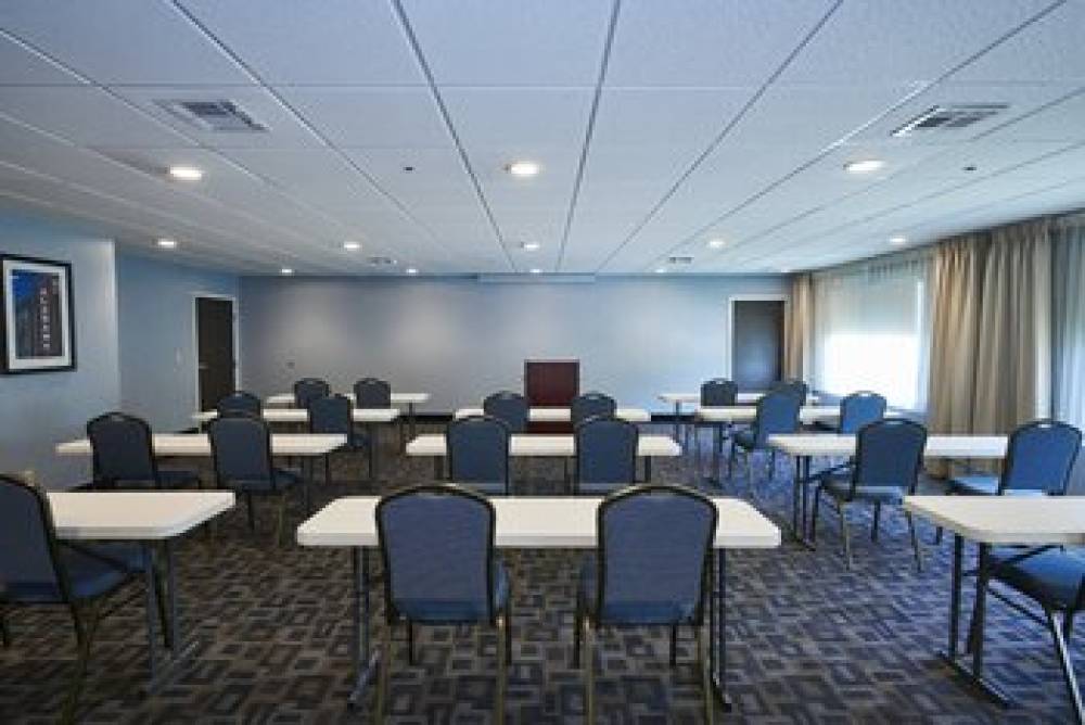 Holiday Inn Express & Suites BIRMINGHAM SOUTH - PELHAM 9