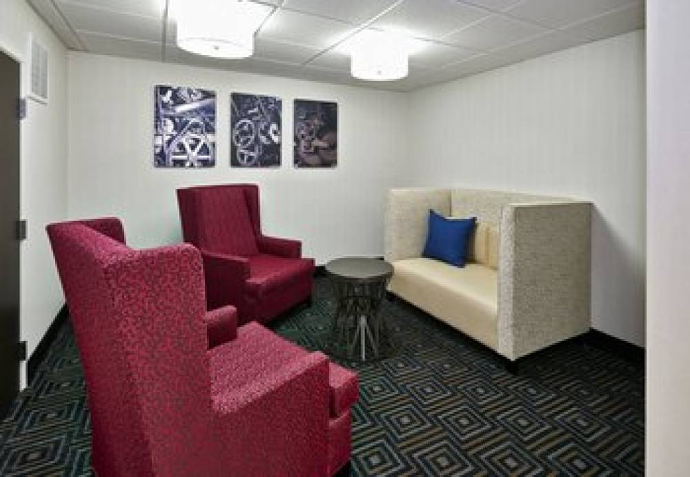 Holiday Inn Express & Suites BIRMINGHAM SOUTH - PELHAM 3