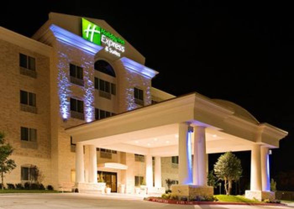 Holiday Inn Express & Suites BORGER 1