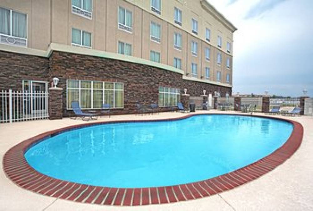 Holiday Inn Express & Suites BOSSIER CITY 2