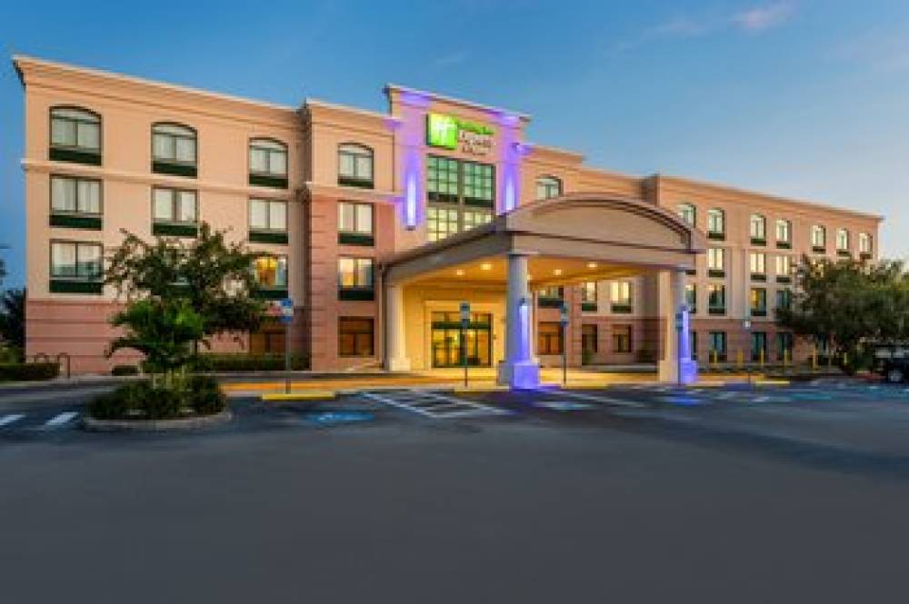 Holiday Inn Express & Suites BRADENTON EAST-LAKEWOOD RANCH 1