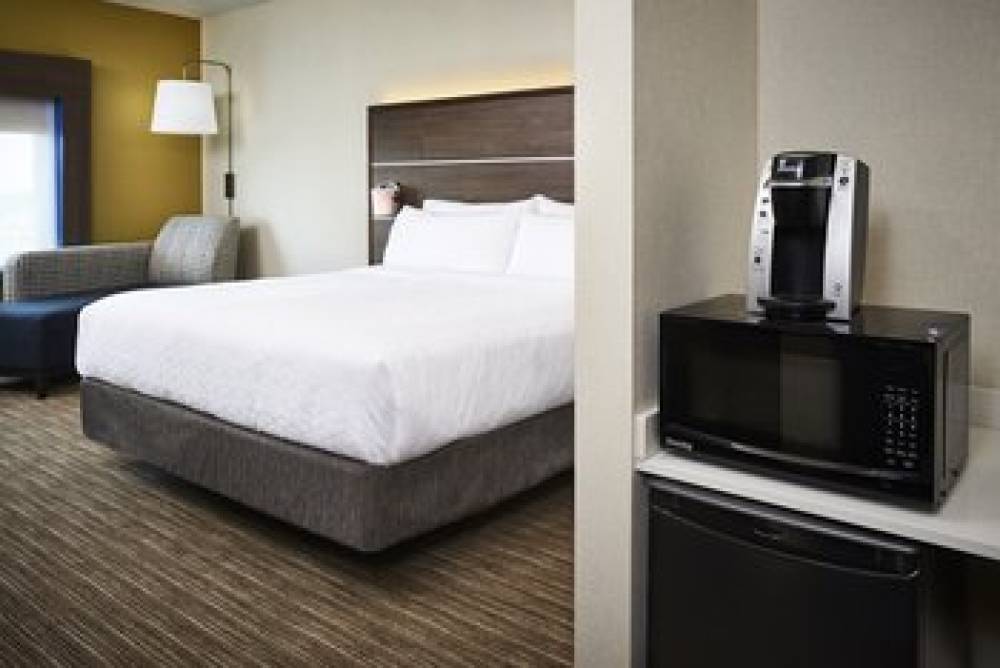 Holiday Inn Express & Suites BRANTFORD 10