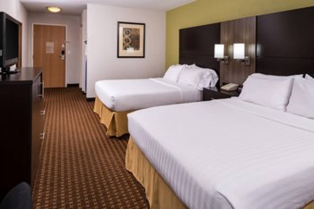 Holiday Inn Express & Suites BUCYRUS 6