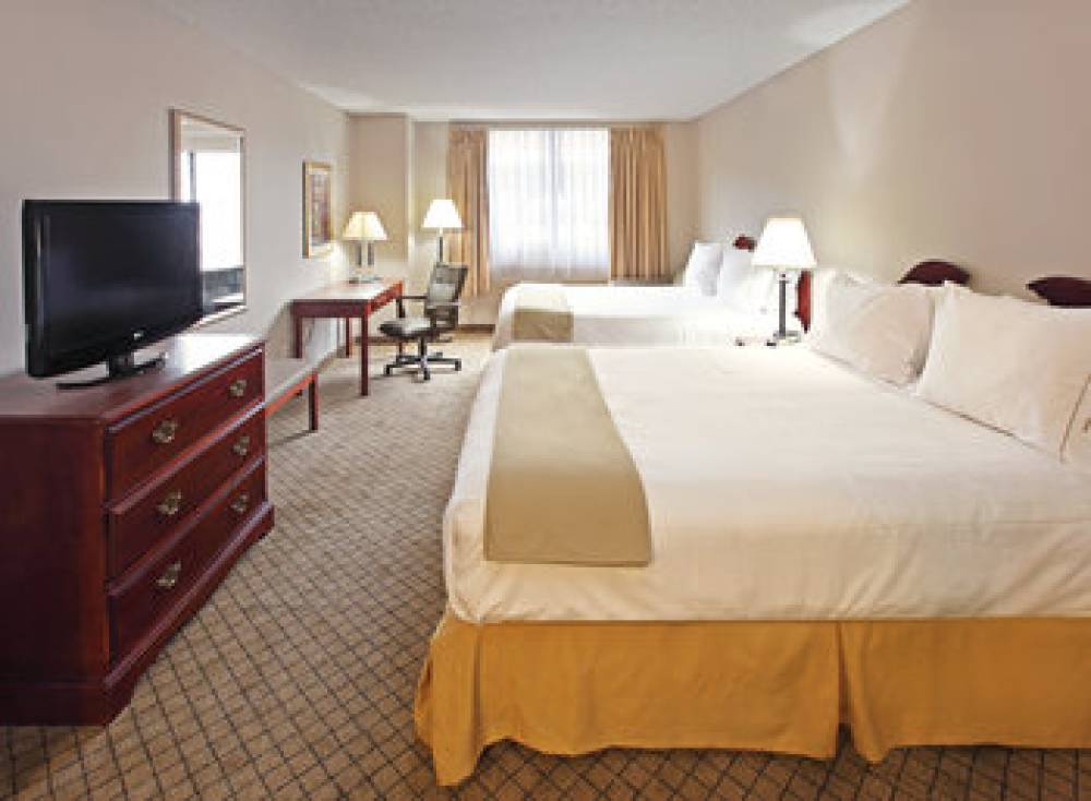 Holiday Inn Express & Suites CAMDEN 4