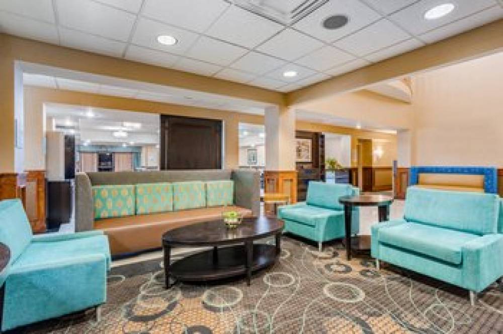 Holiday Inn Express & Suites CANTON 2