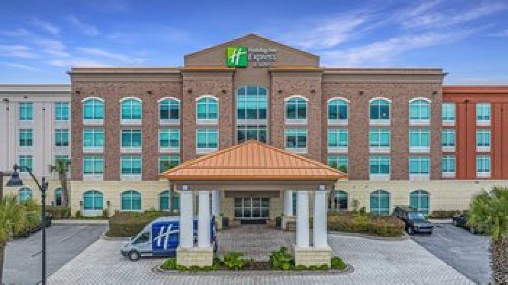 Holiday Inn Express & Suites CHARLESTON ARPT-CONV CTR AREA 1