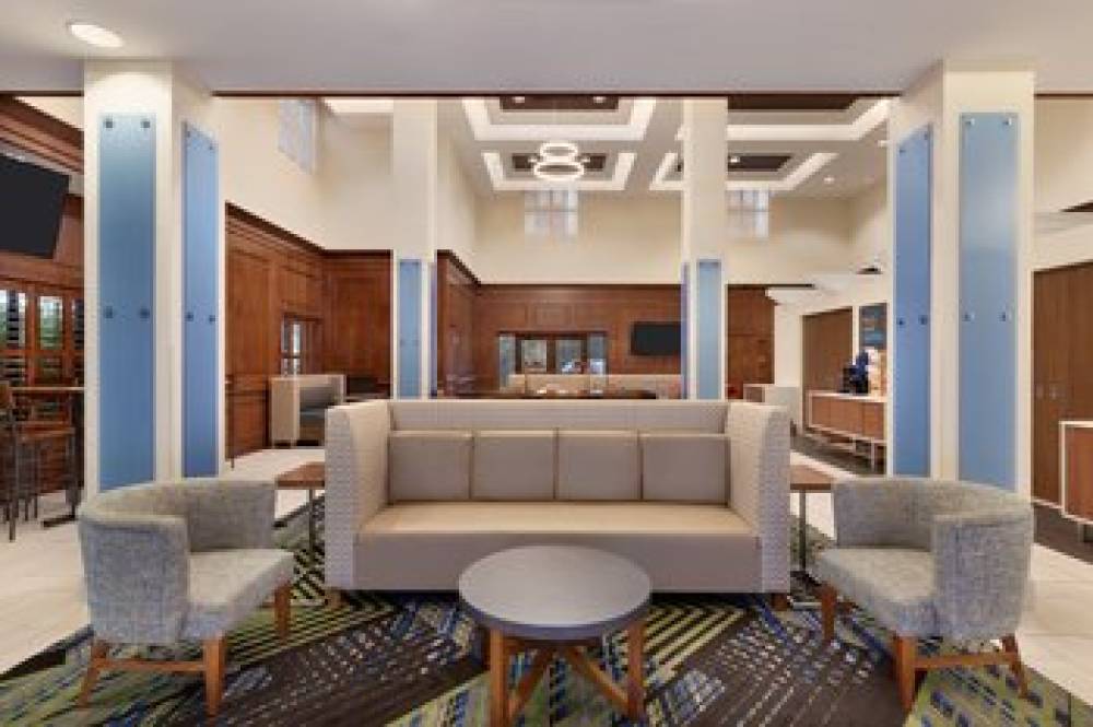 Holiday Inn Express & Suites CHARLESTON - MOUNT PLEASANT 10