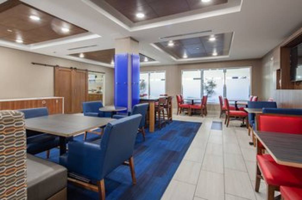 Holiday Inn Express & Suites CHATTANOOGA (EAST RIDGE) 5