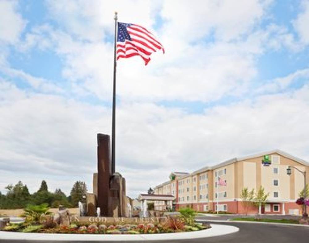 Holiday Inn Express & Suites CHEHALIS-CENTRALIA 10