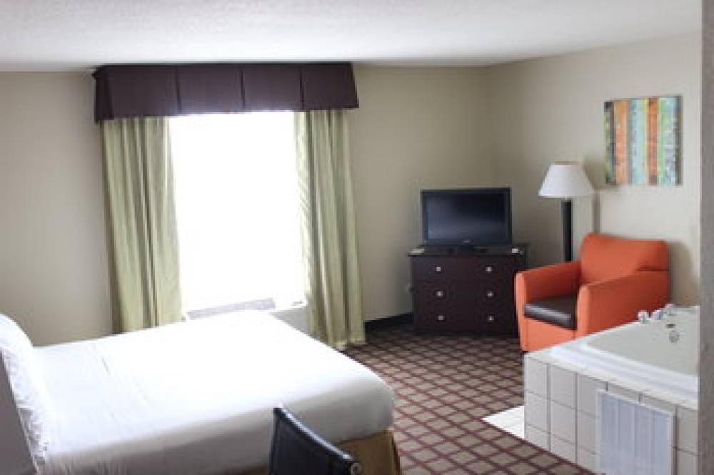 Holiday Inn Express & Suites CHICAGO-ALGONQUIN 7