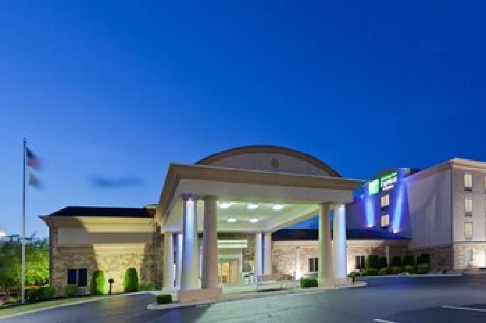 Holiday Inn Express & Suites CHRISTIANSBURG 1