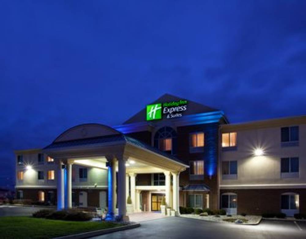 Holiday Inn Express & Suites CINCINNATI-BLUE ASH 1