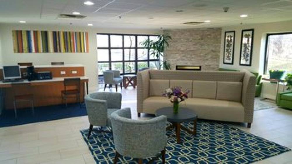 Holiday Inn Express & Suites CINCINNATI NORTHEAST-MILFORD 5