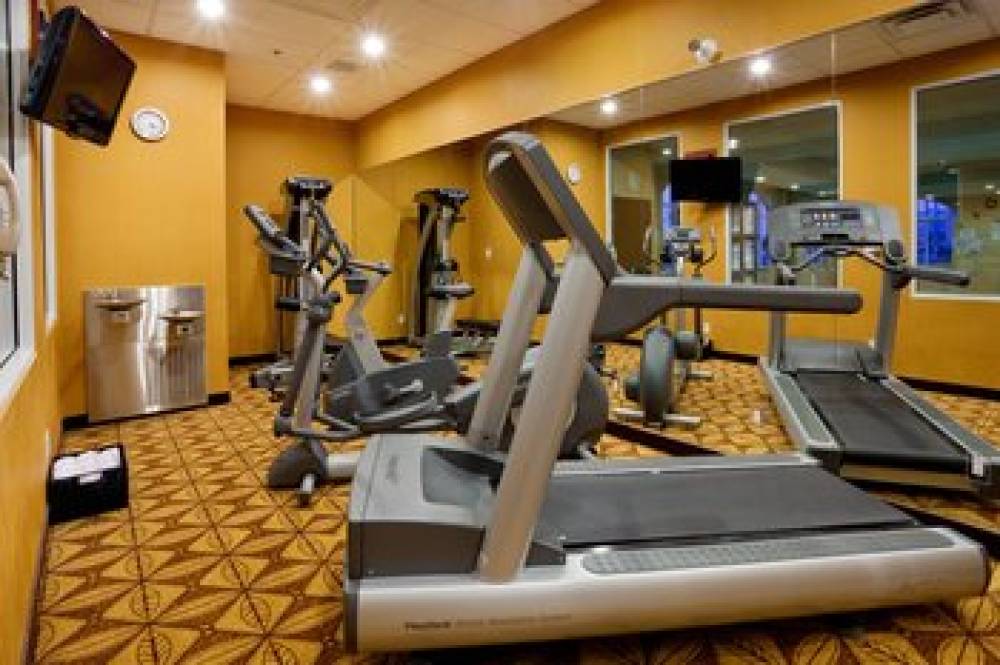 Holiday Inn Express & Suites CLARINGTON - BOWMANVILLE 7