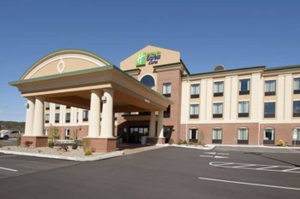 Holiday Inn Express & Suites CLEARFIELD 1