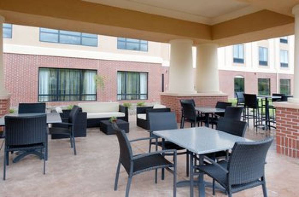 Holiday Inn Express & Suites CLEARFIELD 3