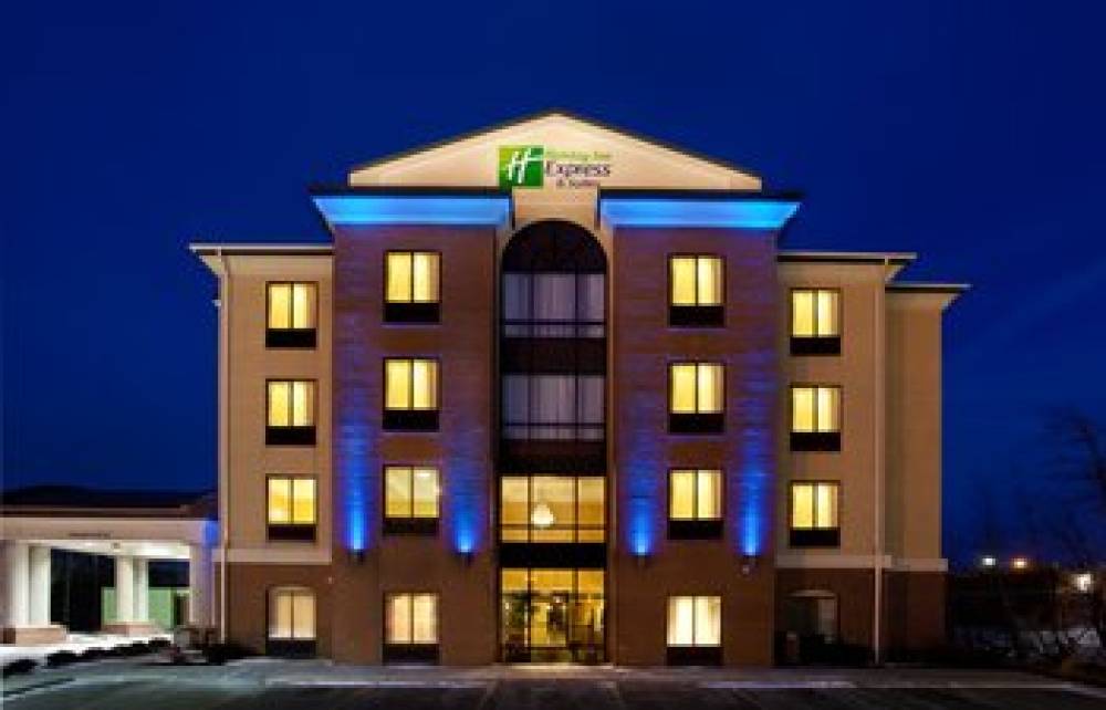 Holiday Inn Express & Suites Cleveland Richfield