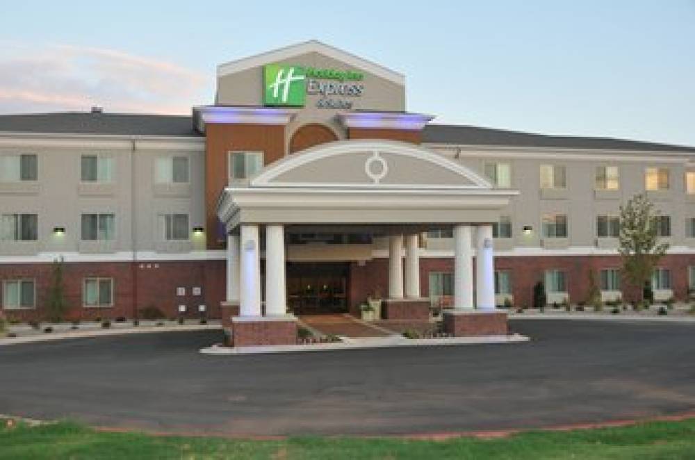 Holiday Inn Express & Suites CLINTON 1