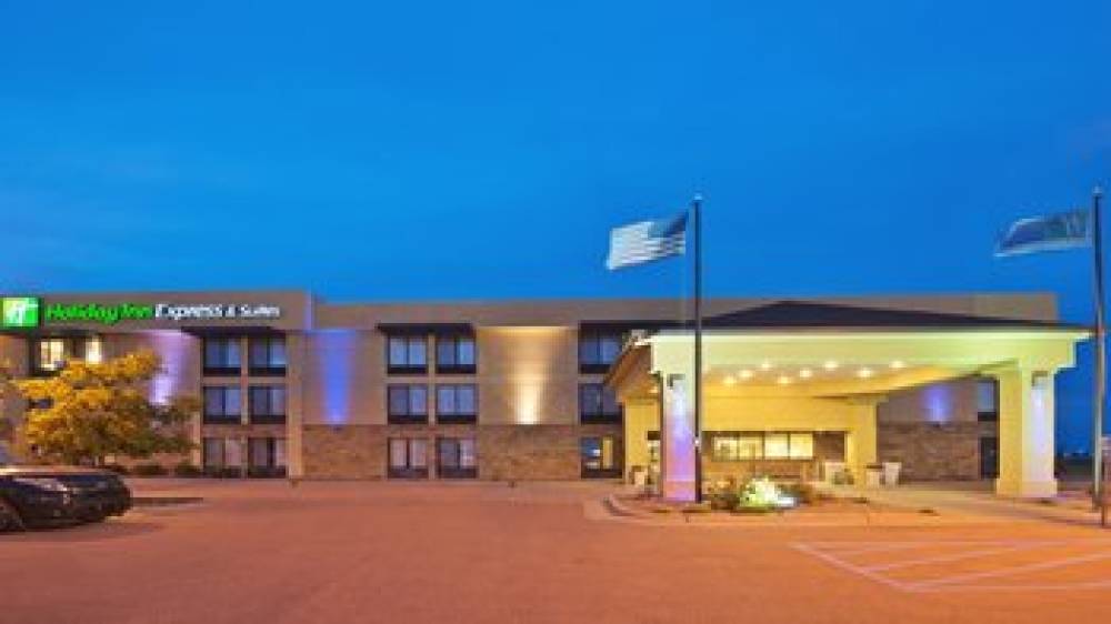 Holiday Inn Express & Suites COLBY 1