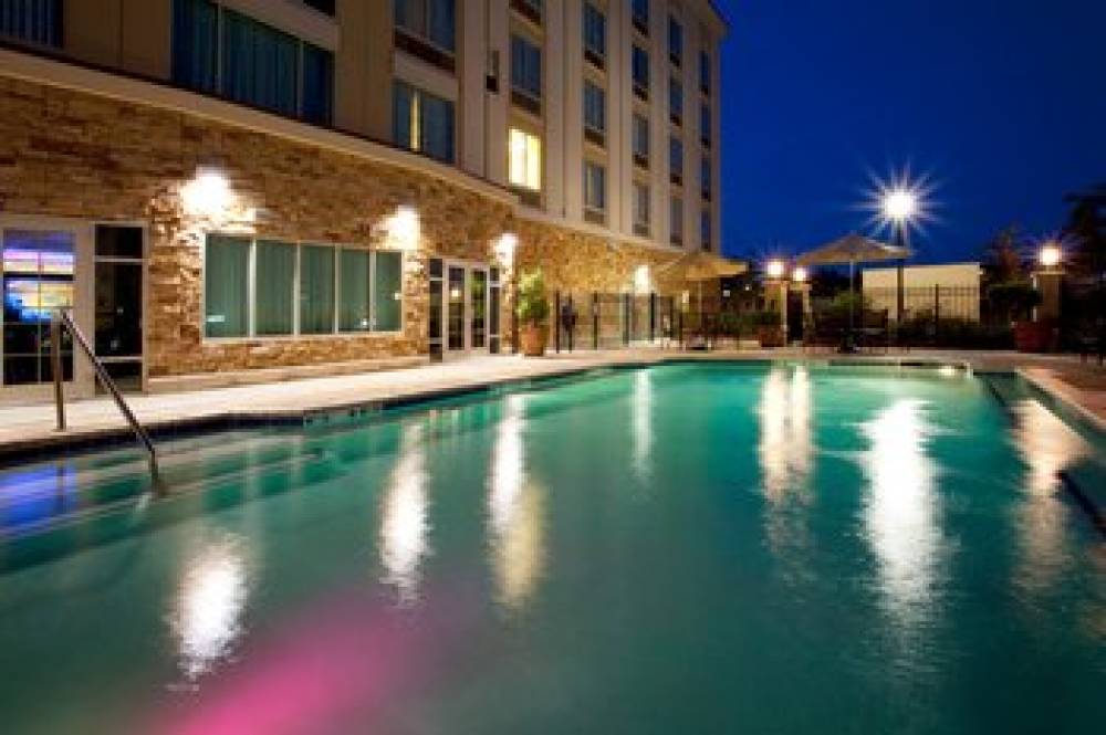 Holiday Inn Express & Suites COLUMBUS AT NORTHLAKE 10