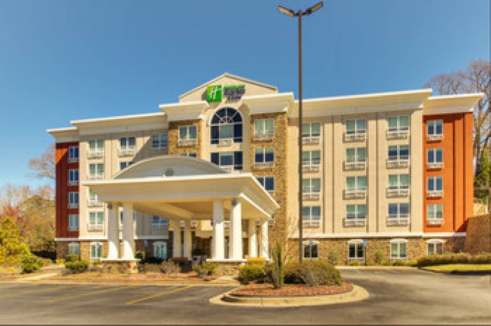 Holiday Inn Express & Suites COLUMBUS-FORT BENNING 1