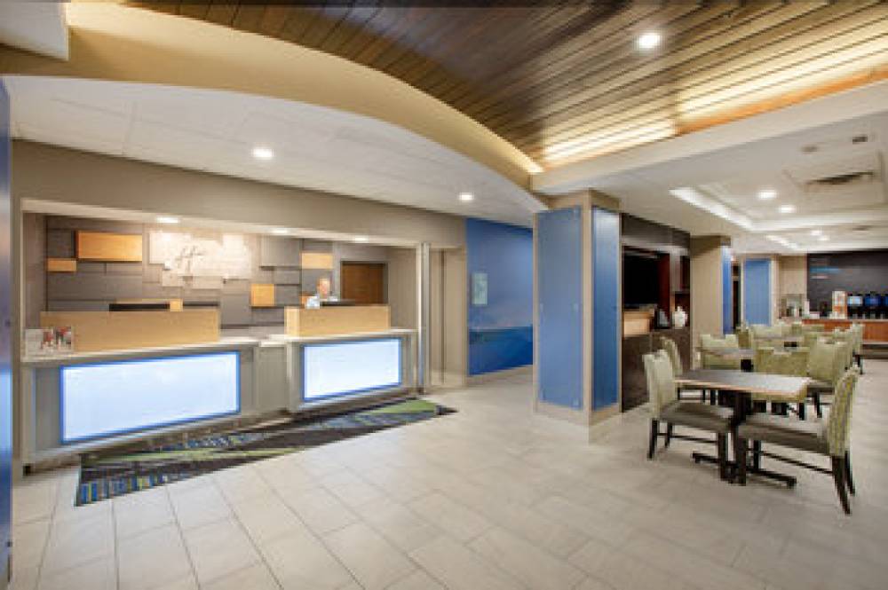 Holiday Inn Express & Suites Columbus