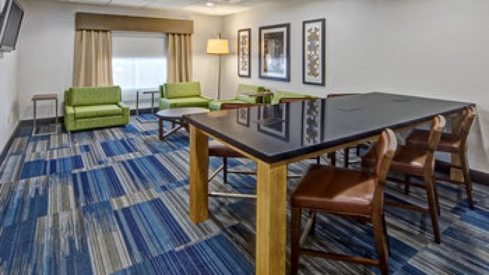 Holiday Inn Express & Suites COOKEVILLE 7