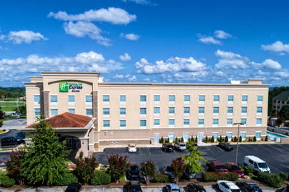 Holiday Inn Express & Suites COOKEVILLE 1