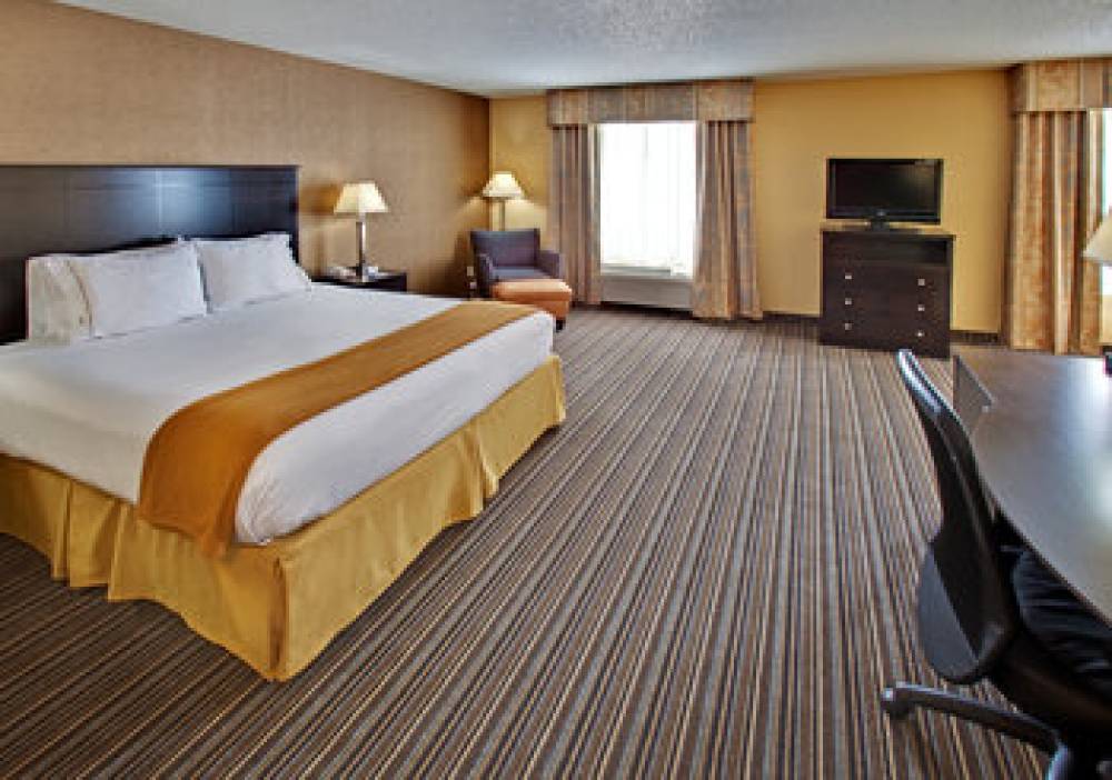 Holiday Inn Express & Suites COUNCIL BLUFFS - CONV CTR AREA 7