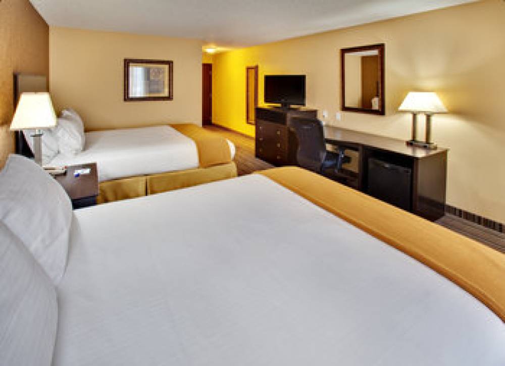 Holiday Inn Express & Suites COUNCIL BLUFFS - CONV CTR AREA 6