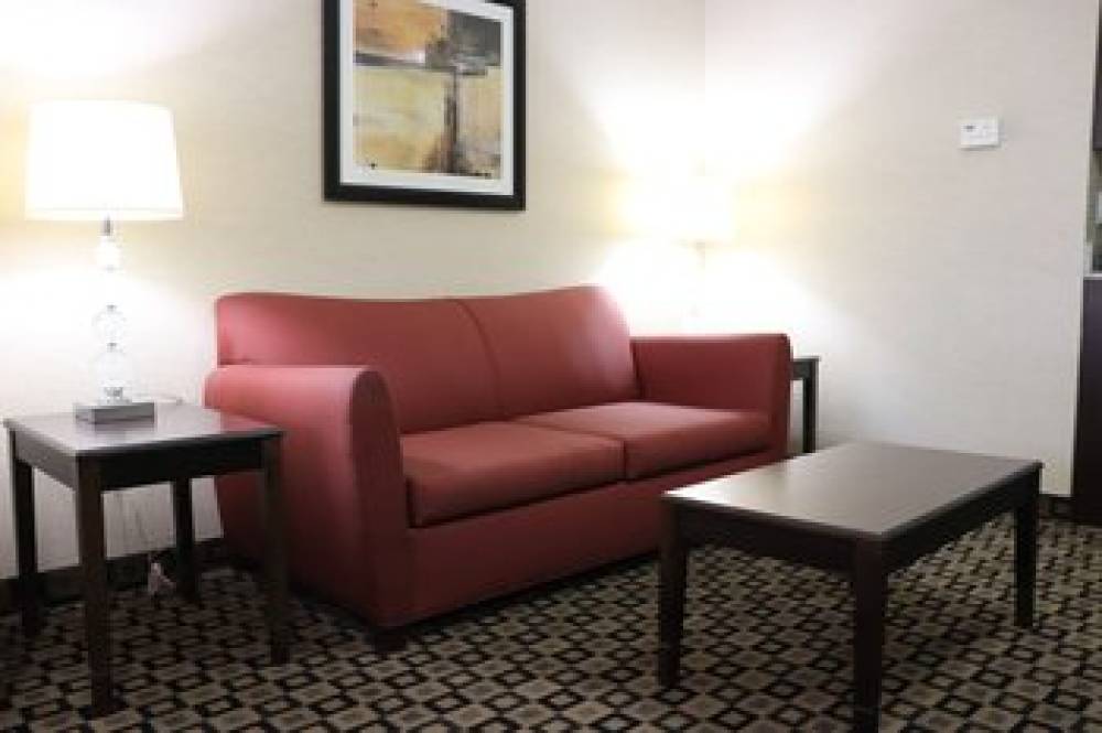 Holiday Inn Express & Suites CRAWFORDSVILLE 8