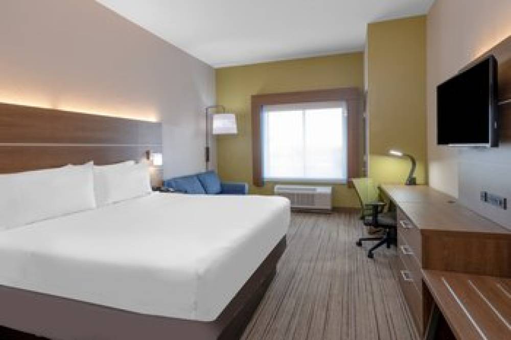 Holiday Inn Express & Suites DALLAS EAST - FAIR PARK 10