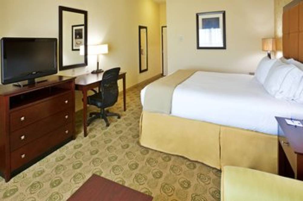 Holiday Inn Express & Suites DALLAS EAST - FAIR PARK 2