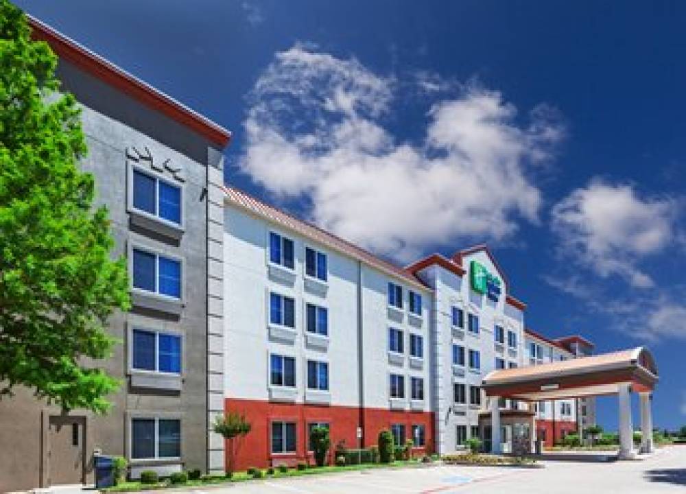 Holiday Inn Express & Suites DALLAS LEWISVILLE 1