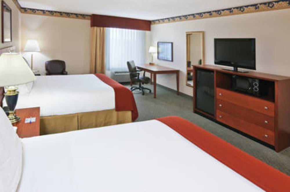 Holiday Inn Express & Suites DALLAS LEWISVILLE 2