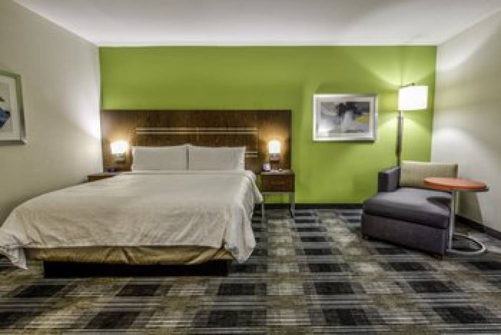 Holiday Inn Express & Suites DALLAS NW - FARMERS BRANCH 6