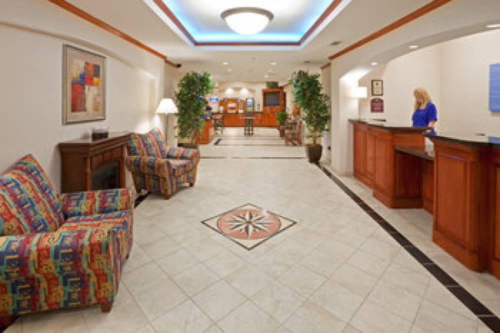 Holiday Inn Express & Suites DECATUR 5