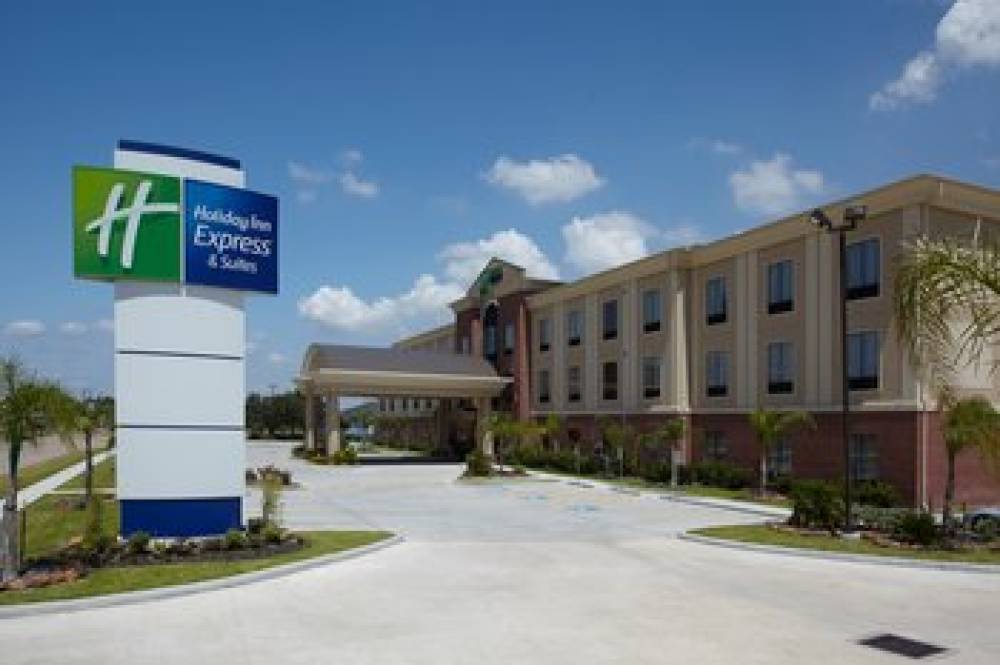 Holiday Inn Express & Suites DEER PARK 1