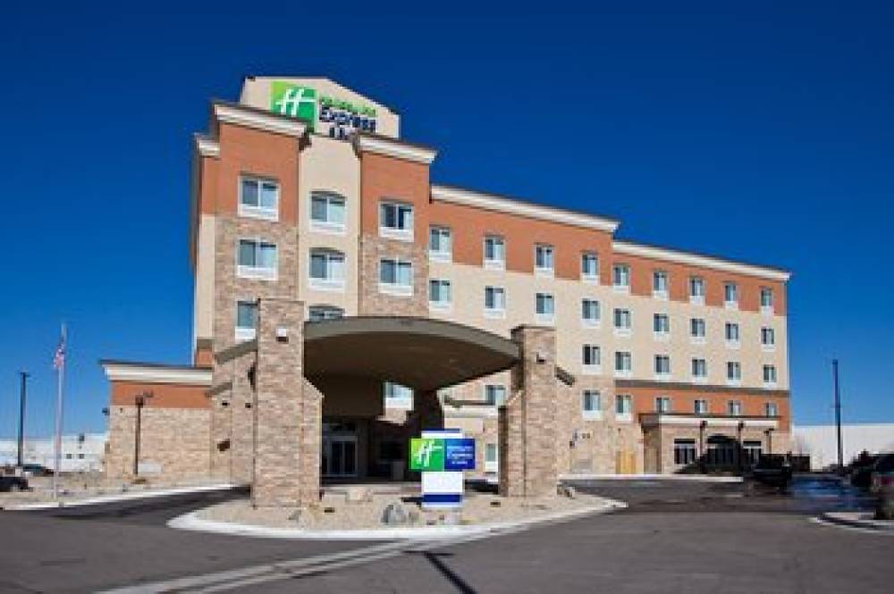 Holiday Inn Express & Suites DENVER EAST-PEORIA STREET  1