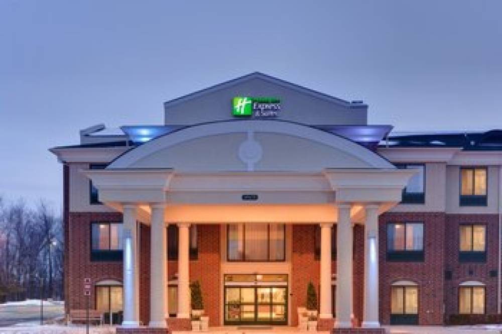 Holiday Inn Express & Suites Detroit Novi