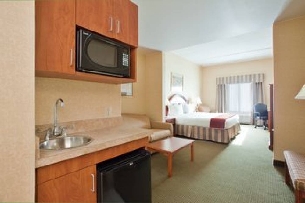 Holiday Inn Express & Suites DRUMS-HAZLETON (I-80) 4