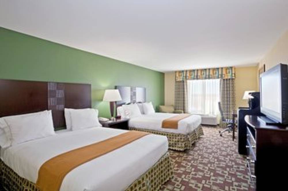 Holiday Inn Express & Suites DUMAS 7