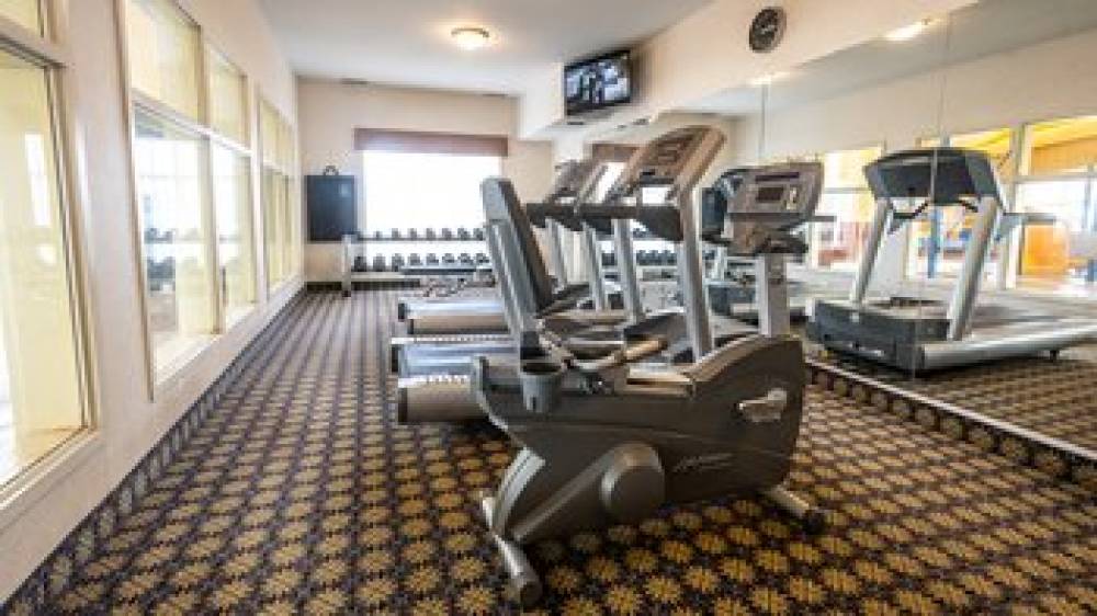 Holiday Inn Express & Suites EDMONTON-INTERNATIONAL AIRPORT 10