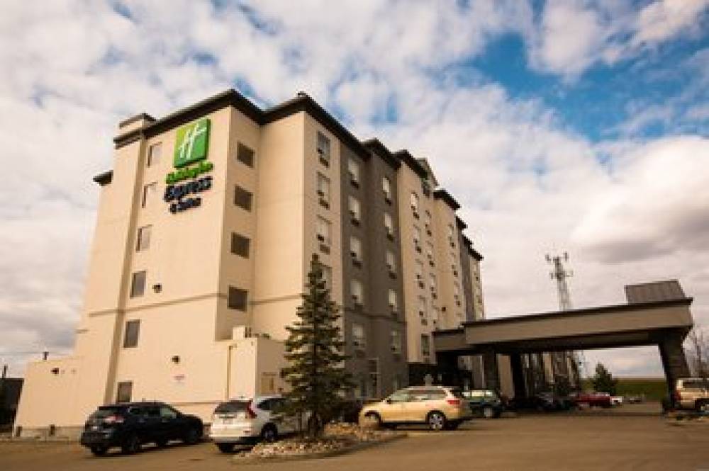 Holiday Inn Express & Suites EDMONTON NORTH 1