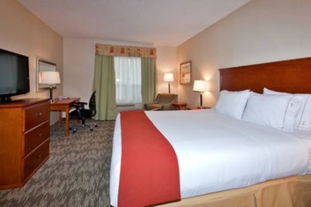 Holiday Inn Express & Suites EDMONTON SOUTH  9