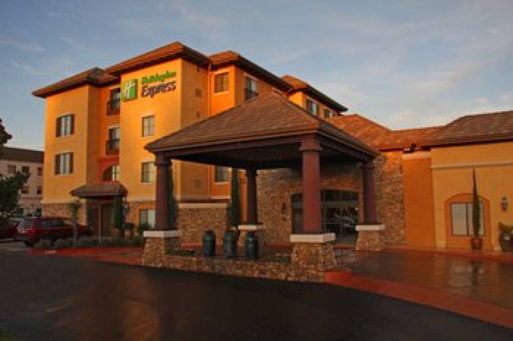 Holiday Inn Express & Suites EL DORADO HILLS 1