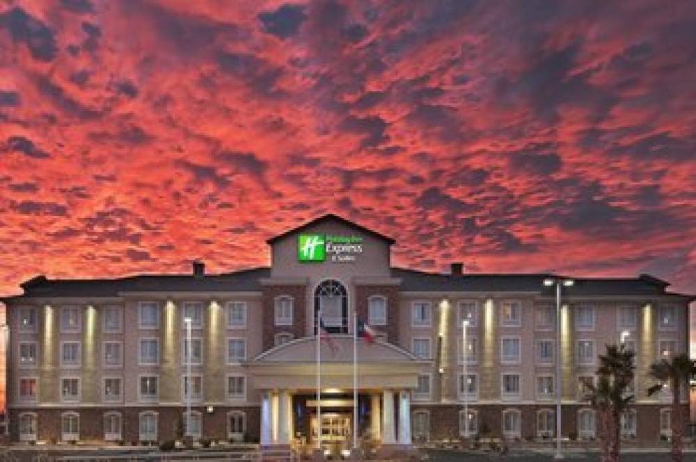 Holiday Inn Express & Suites EL PASO WEST 8