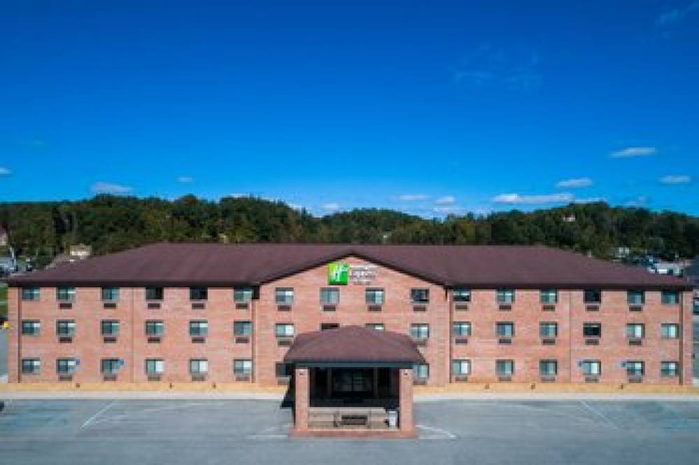 Holiday Inn Express & Suites Elkins