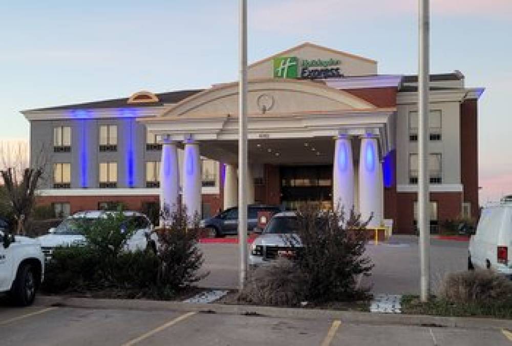 Holiday Inn Express & Suites ENID-HWY 412 1