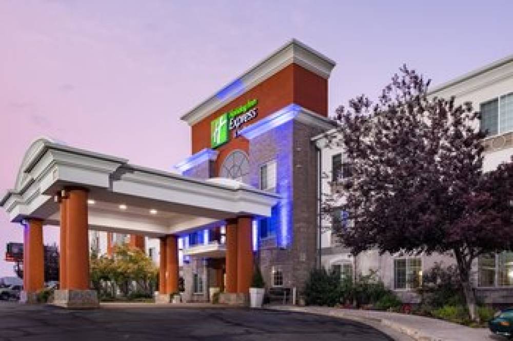 Holiday Inn Express & Suites EVANSTON 1